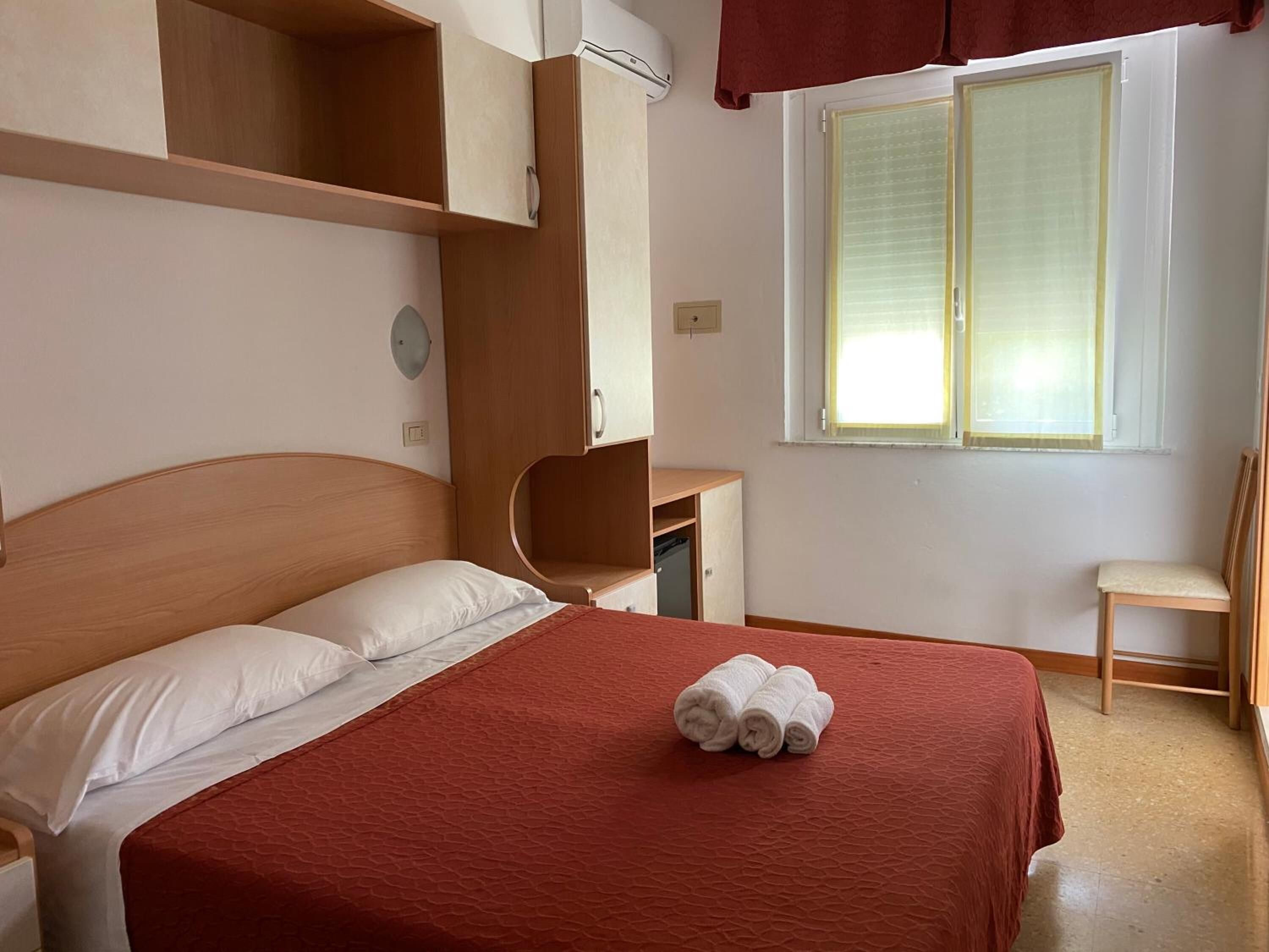 1 bedroom, minibar, in-room safe, desk