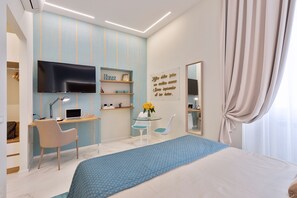 Classic Double Room (GuestHouse) - Cavour Suites Guest House - LGBTQIA friendly (Rome)
