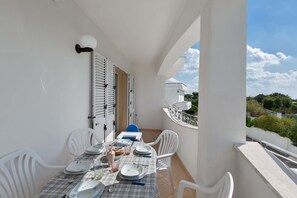 Appartamento Standard, 3 camere da letto (Appartamento 4) | Balcone