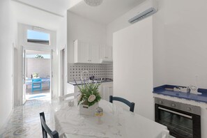In-room dining - Villa Blu Cobalto (Manduria)