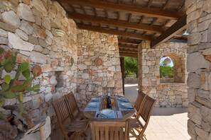 Maison Confort, 5 chambres | Terrasse/Patio