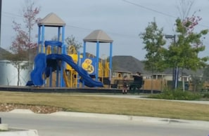 Children’s area - "Chateau Beauregard" country relaxation in Crowley (Crowley)