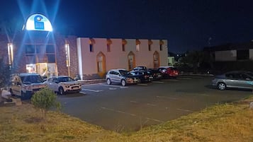 Free self parking