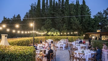 Aussenbereich für Hochzeiten