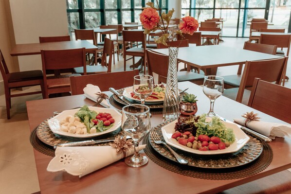 Desayuno continental incluido todos los días