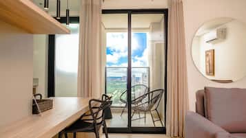 Kamar Quadruple Standar | Teras/patio