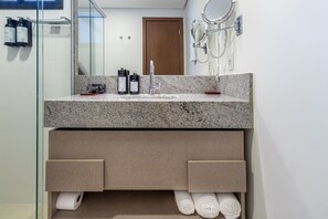 Bathroom - HPlus Premium Palmas (Palmas)