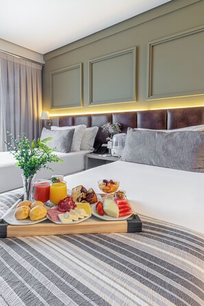 Minibar, Zimmersafe, Bügeleisen/Bügelbrett, kostenloses WLAN