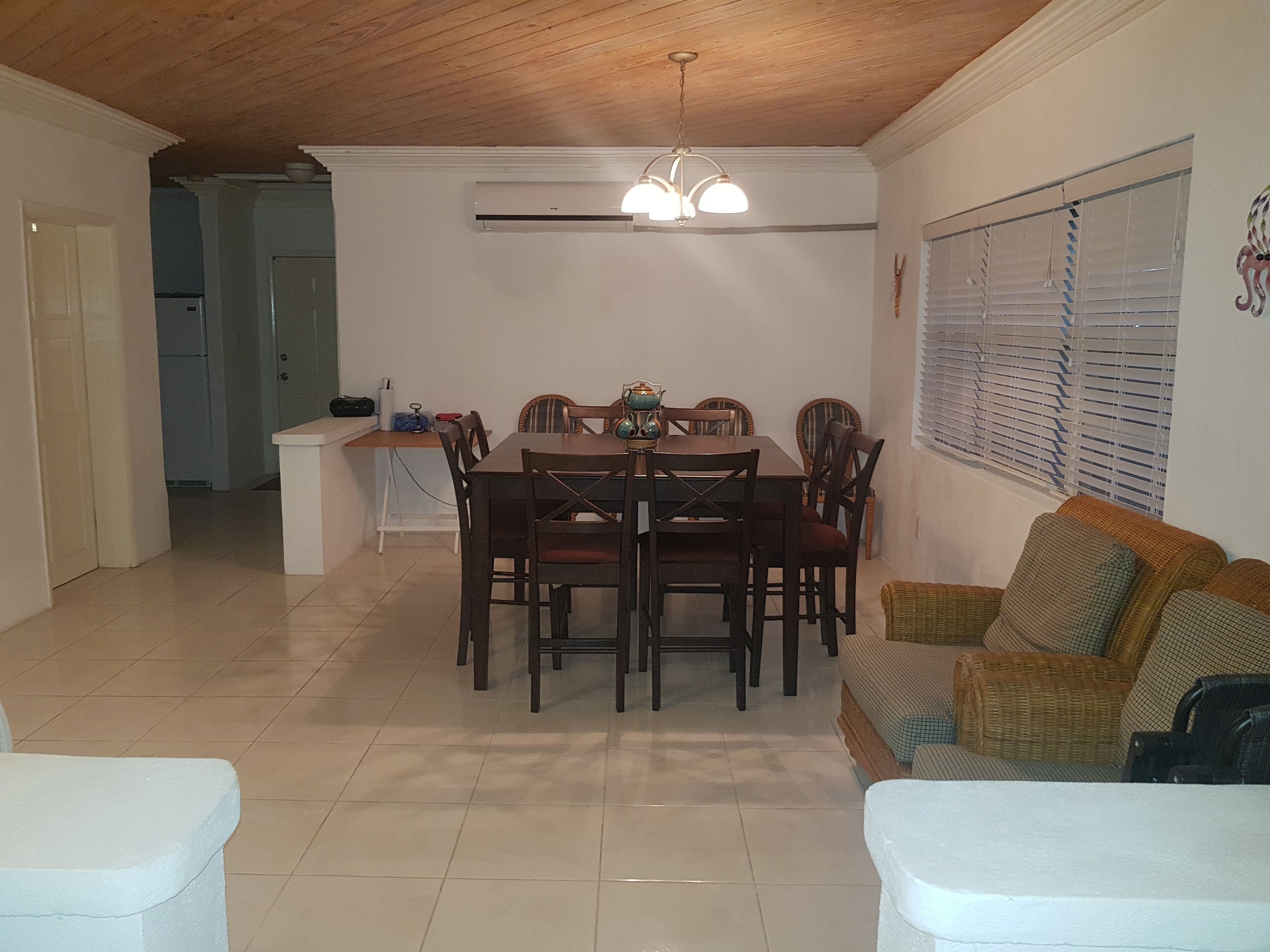 Family House, 2 Bedrooms | In-room dining