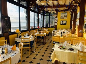 Frokostbuffé hver dag (EUR 12 per person)