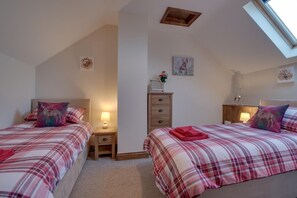 3 bedrooms, iron/ironing board, travel crib, free WiFi