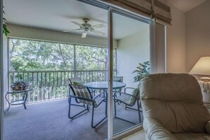 Balcony - Olde Hickory Ave (Sarasota)