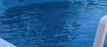 5 minutes from Diamond lake.
