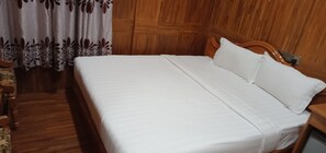 Cortinas blackout y sistema de insonorización 