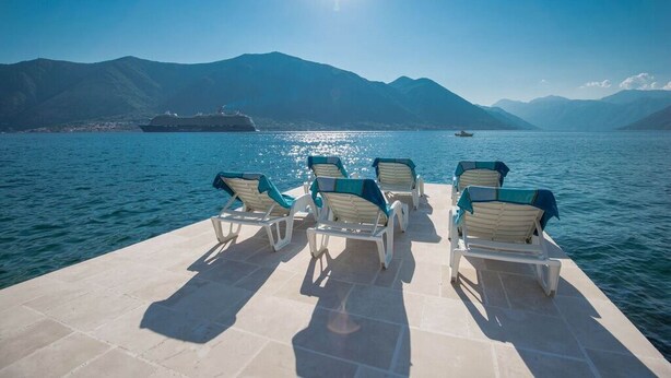 Beach - D&V Apartments (Kotor)