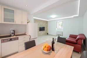 Comfort Apartment | Living area