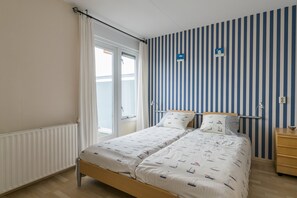 3 habitaciones, insonorización, tabla de planchar con plancha y wifi 