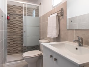 Hair dryer, towels