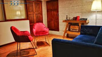 40-inch LED TV with cable channels, TV