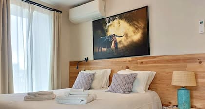 The Holy Cow - Hostel & Suites