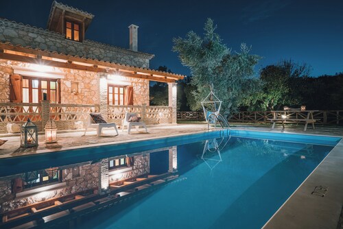 Villa 3 Bedroom, Alegria Villas