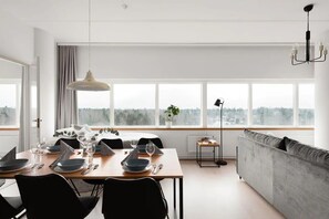 Dining - Beautiful one bedroom apartment on the 9th floor (41) (Helsingfors)