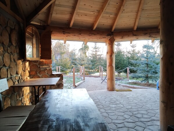 Gazebo - András pension (Krasnohorske Podhradie)