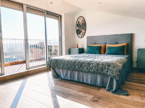 Duplex apartment with panoramic view terrace