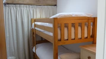 2 chambres, fer et planche Ă repasser, lit parapluie, Wi-Fi gratuit