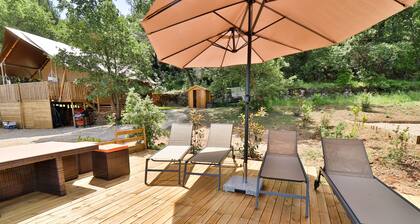 GITE LA PINE FOREST WITH PRIVATE POOL ABOVE GROUND