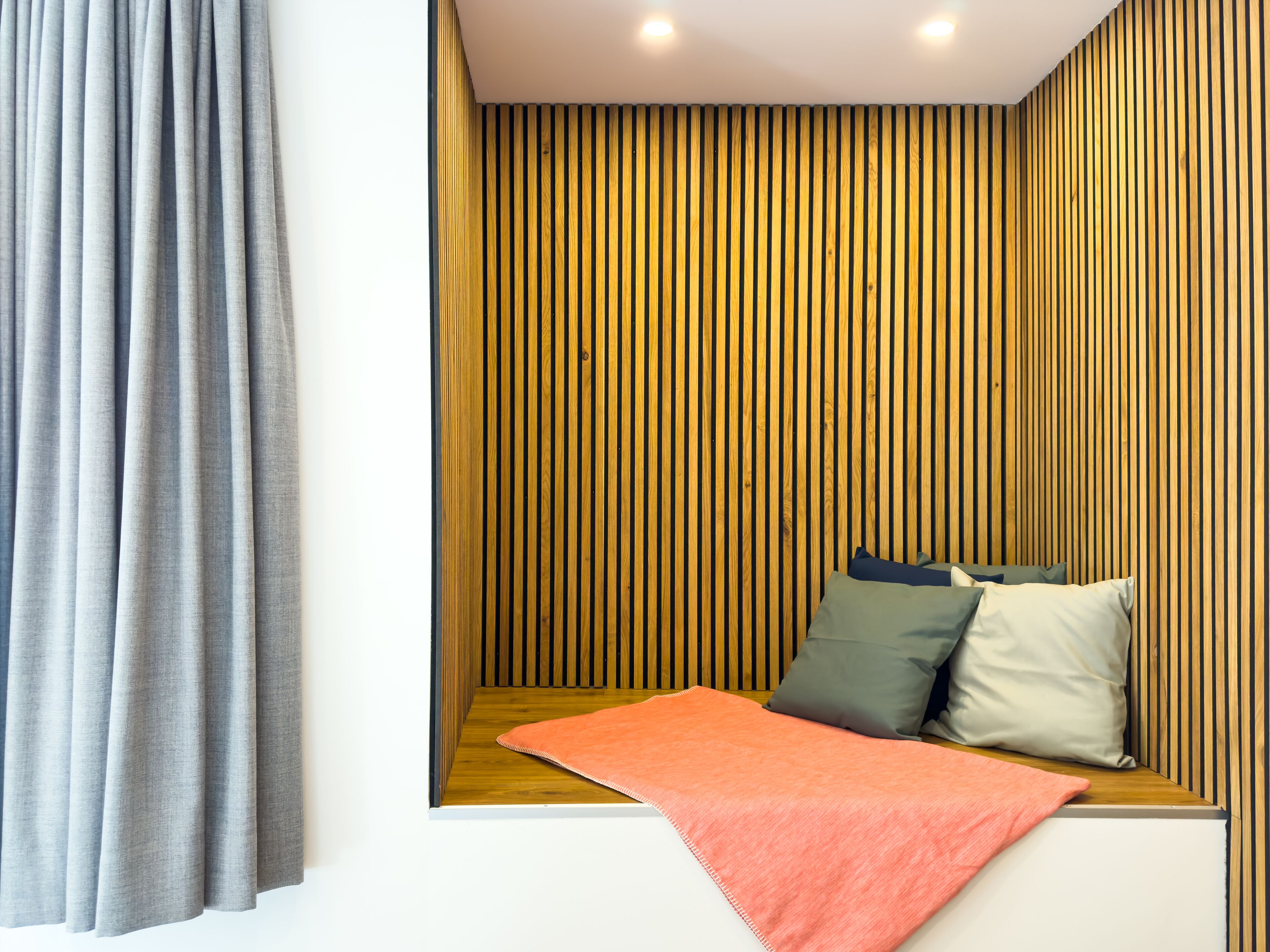 Klassiek appartement | Luxe beddengoed, donzen dekbedden, individueel gedecoreerd