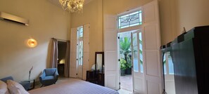 Deluxe Suite, 1 King Bed with Sofa bed, Non Smoking | Egyptian cotton sheets, premium bedding, down comforters