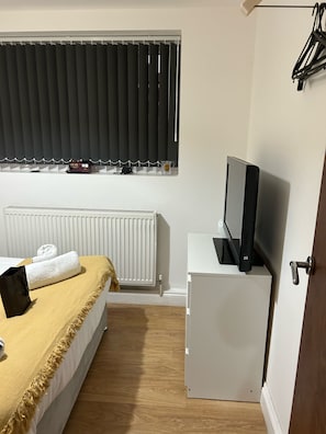 Classic-Apartment, Mehrere Betten, Gartenblick | 3 Schlafzimmer, hochwertige Bettwaren, Betten mit Memory-Foam-Matratzen