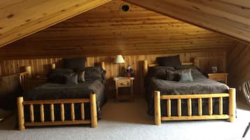 5 bedrooms, desk, iron/ironing board, travel crib