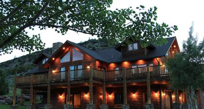 Elk Run Ranch…Come enjoy the breath taking views of Paradise Valley & YNP