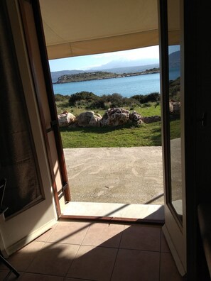 Interior - Marathi Blue beachfront (Marathi)