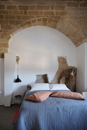 Individually furnished, desk, free WiFi - Il Carrubo (Matera)
