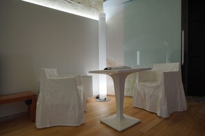 Individually furnished, desk, free WiFi - Il Carrubo (Matera)