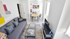 Apartment, 2 Bedrooms (Stormtrooper) | Living room - The Red Jedi (Lisbon)
