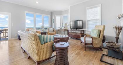 Bella Vita, Oceanfront Retreat