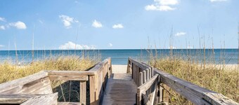 Bella Vita, Oceanfront Retreat