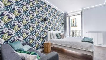 5 slaapkamers, een strijkplank/strijkijzer, wifi, beddengoed