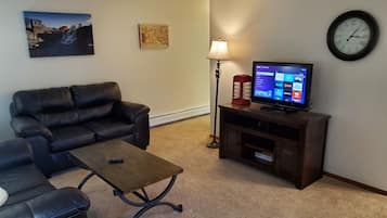 Smart-TV, Videospiele, DVD-Player, Bücher