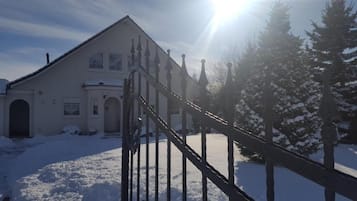Esterni
