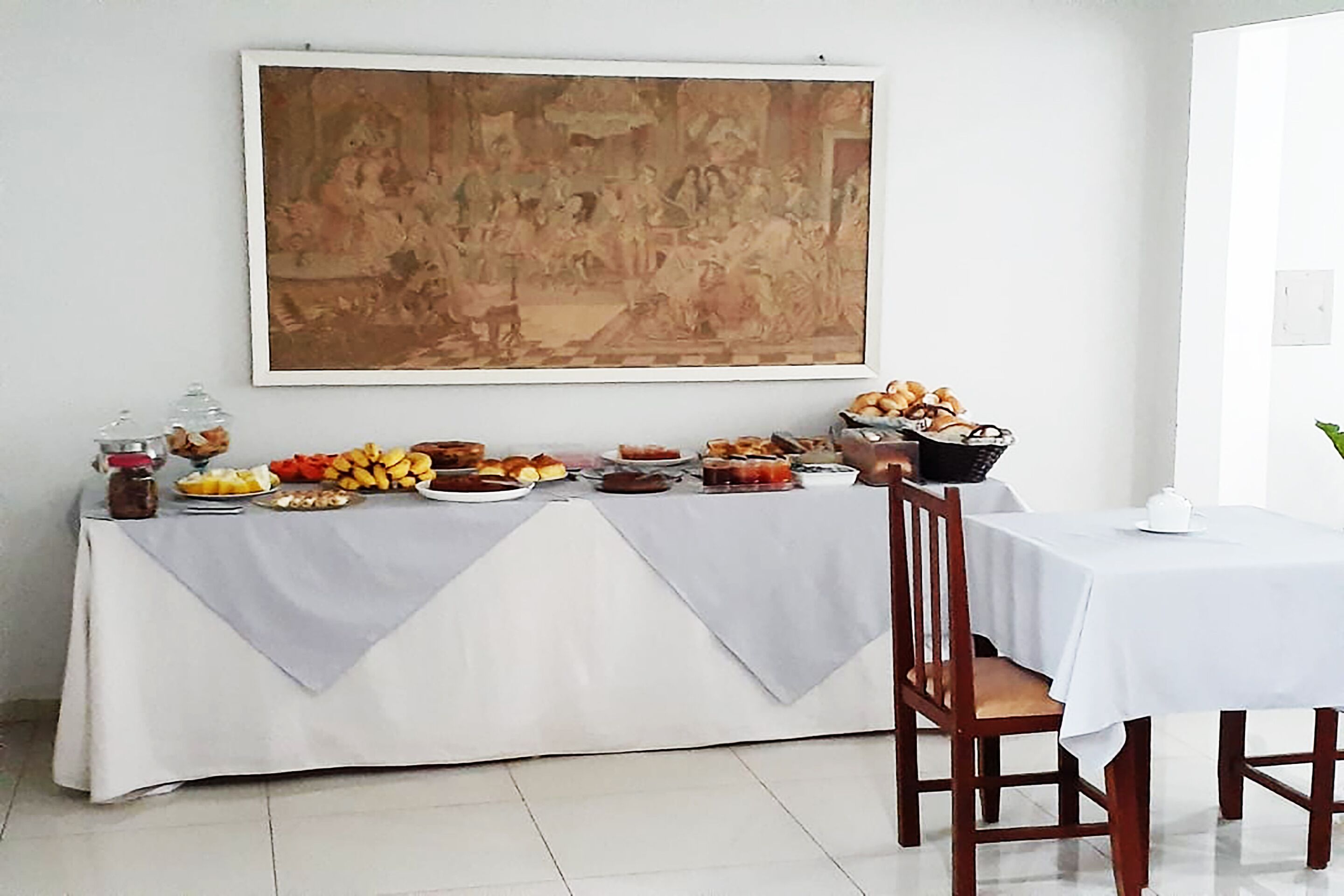 free daily continental breakfast