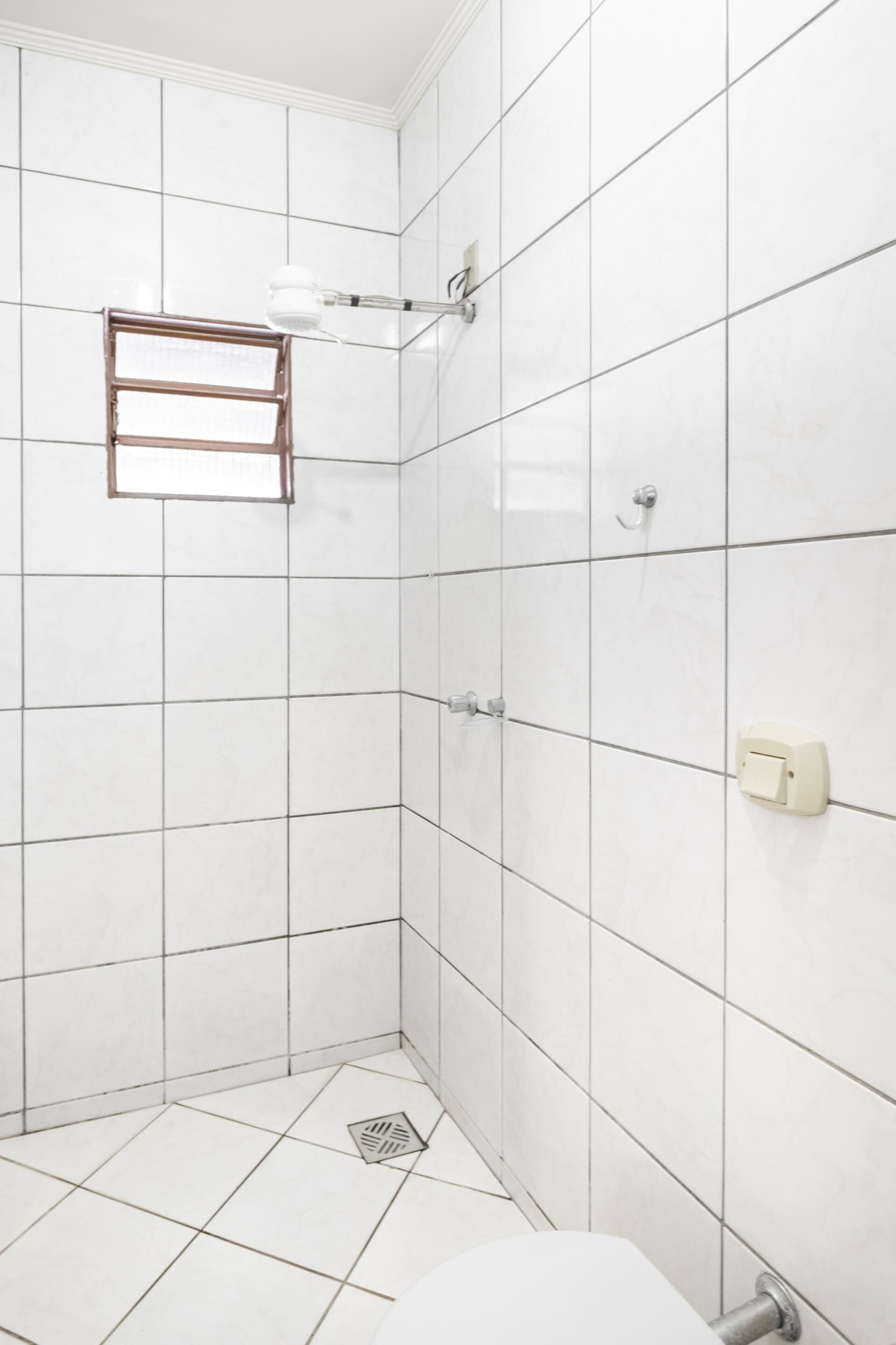 double room | bathroom | shower, towels, soap