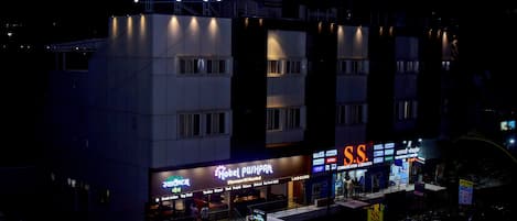 Front of property - evening/night
