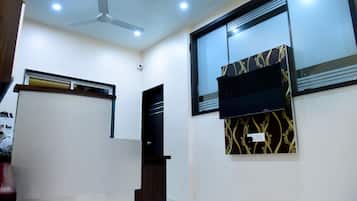 Bahagian dalam
