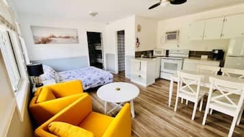 Triple Room, Multiple Beds | Private kitchen