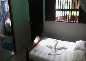 Minibar, décoration personnalisée, ameublement personnalisé